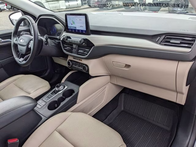 2022 Gray Metallic Ford Escape SEL AWD SUV