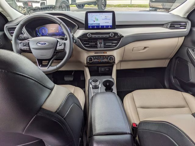 2022 Gray Metallic Ford Escape SEL AWD SUV