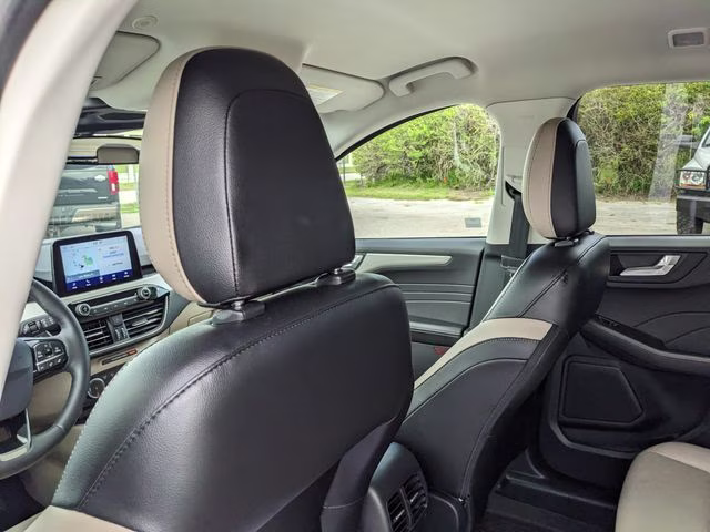 2022 Gray Metallic Ford Escape SEL AWD SUV