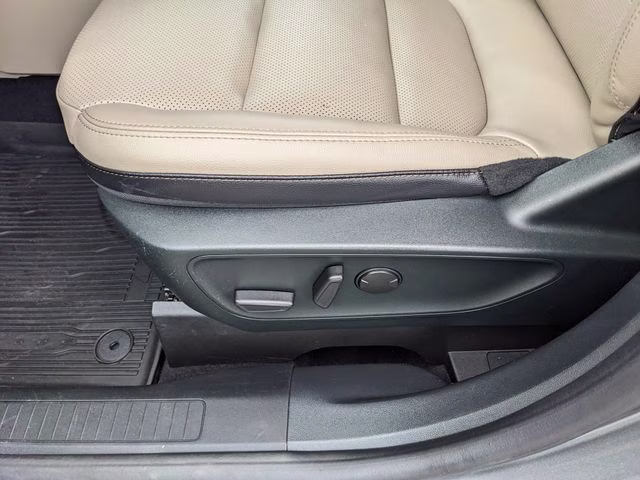 2022 Gray Metallic Ford Escape SEL AWD SUV