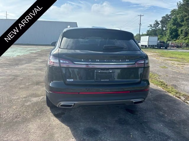 2023 Green Metallic Lincoln Nautilus Reserve FWD SUV