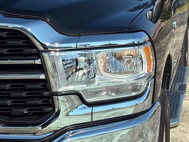 2024 Diamond Black Crystal Pearlcoat Ram 2500 Big Horn 4X4 Truck