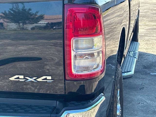 2024 Diamond Black Crystal Pearlcoat Ram 2500 Big Horn 4X4 Truck