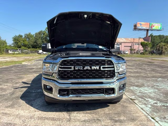 2024 Diamond Black Crystal Pearlcoat Ram 2500 Big Horn 4X4 Truck