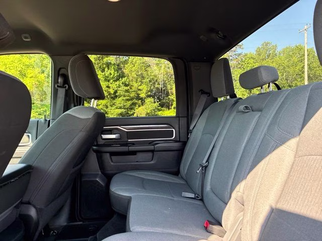 2024 Diamond Black Crystal Pearlcoat Ram 2500 Big Horn 4X4 Truck