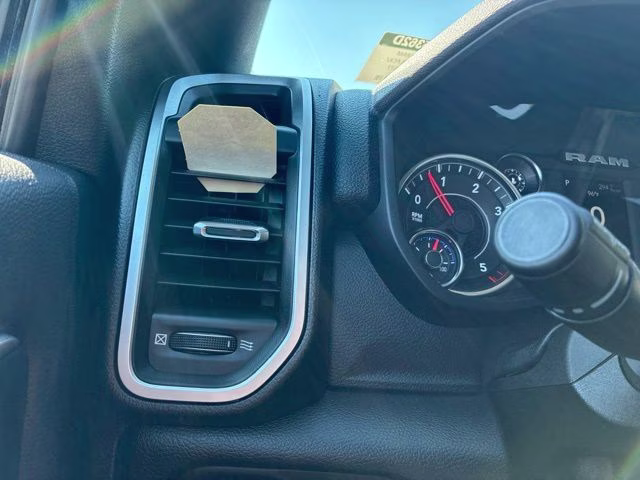 2024 Diamond Black Crystal Pearlcoat Ram 2500 Big Horn 4X4 Truck