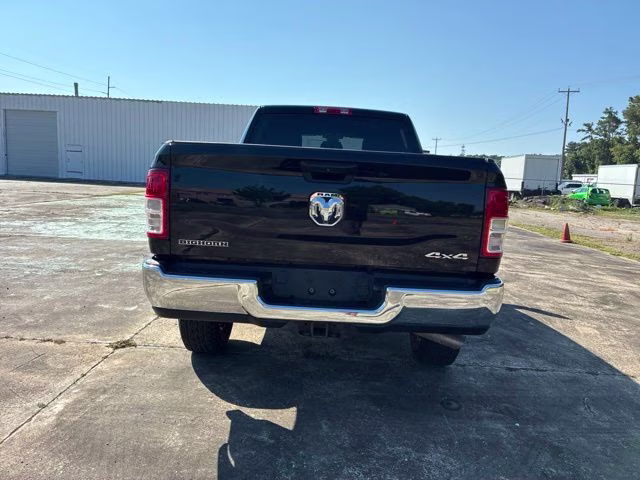 2024 Diamond Black Crystal Pearlcoat Ram 2500 Big Horn 4X4 Truck