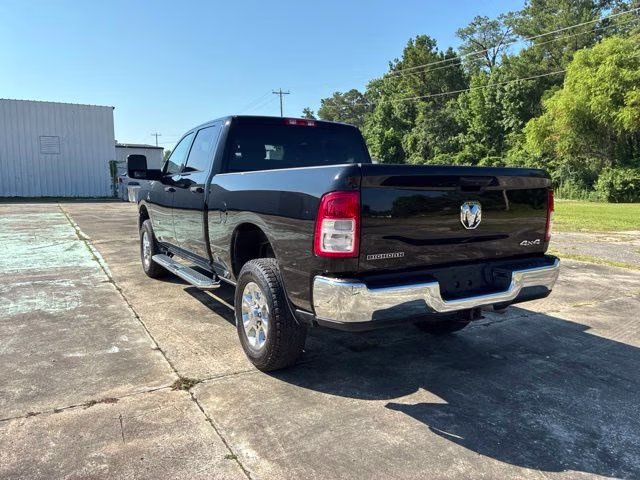 2024 Diamond Black Crystal Pearlcoat Ram 2500 Big Horn 4X4 Truck
