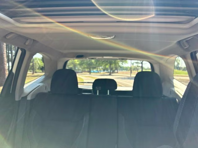 2023 Crystal White Pearl Subaru Forester Premium AWD SUV