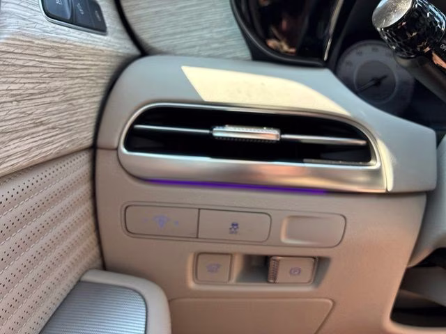 2025 Hyper White Hyundai Palisade Calligraphy FWD SUV
