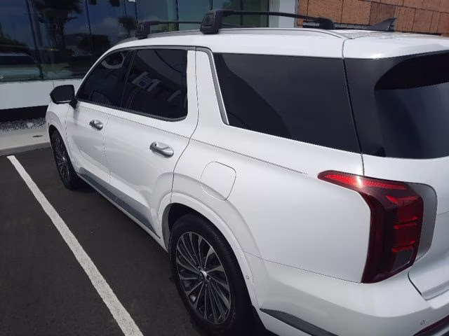 2025 Hyper White Hyundai Palisade Calligraphy FWD SUV