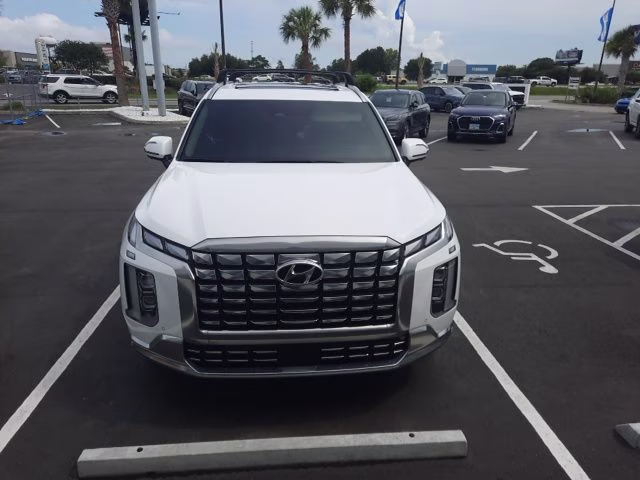 2025 Hyper White Hyundai Palisade Calligraphy FWD SUV