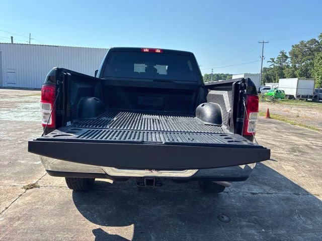 2024 Diamond Black Crystal Pearlcoat Ram 2500 Big Horn 4X4 Truck