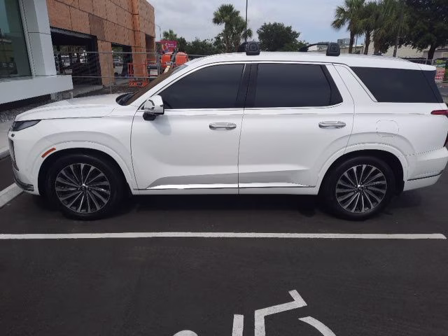 2025 Hyper White Hyundai Palisade Calligraphy FWD SUV