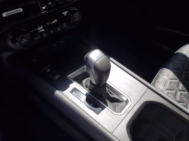 2026 Scarlet Ember Tintcoat Nissan Kicks SV FWD SUV