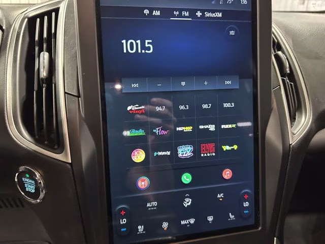 2024 Gray Metallic Ford Edge SEL AWD SUV