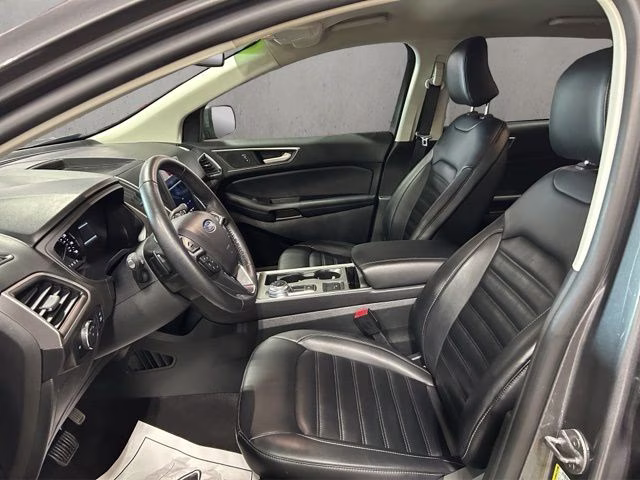 2024 Gray Metallic Ford Edge SEL AWD SUV