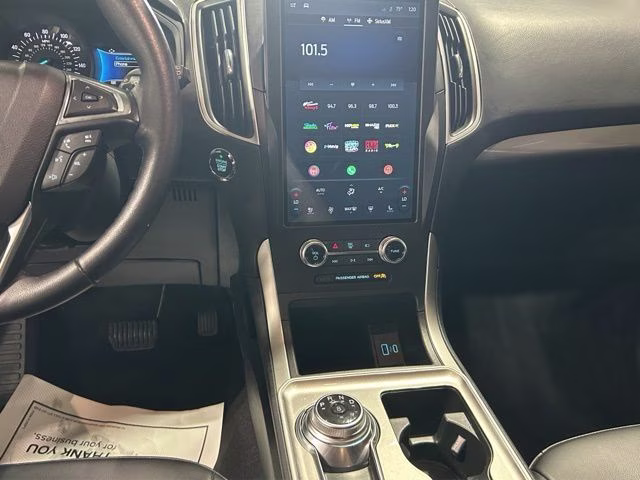2024 Gray Metallic Ford Edge SEL AWD SUV