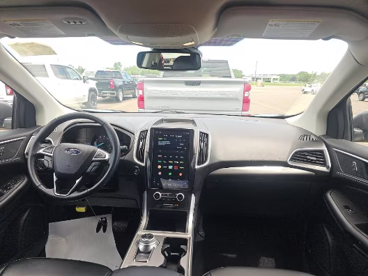 2024 Ford Edge SEL AWD's photo