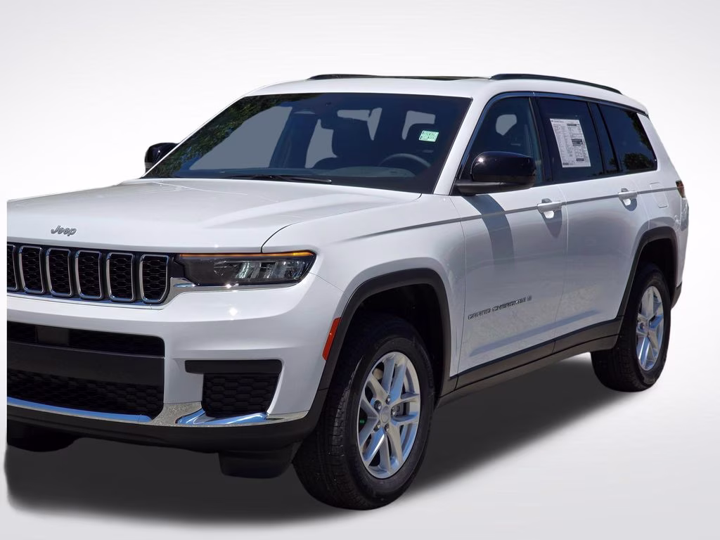 2026 Bright White Clearcoat Jeep Grand Cherokee L Laredo X 4X4 SUV