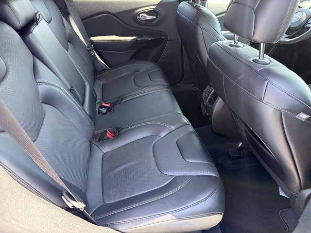 2023 Hydro Blue Pearlcoat Jeep Cherokee Altitude Lux 4X4 SUV