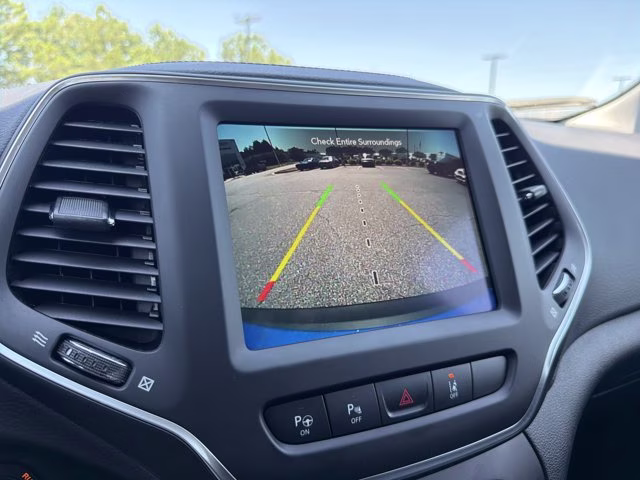 2023 Hydro Blue Pearlcoat Jeep Cherokee Altitude Lux 4X4 SUV