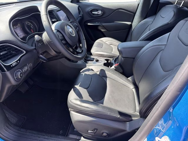 2023 Hydro Blue Pearlcoat Jeep Cherokee Altitude Lux 4X4 SUV
