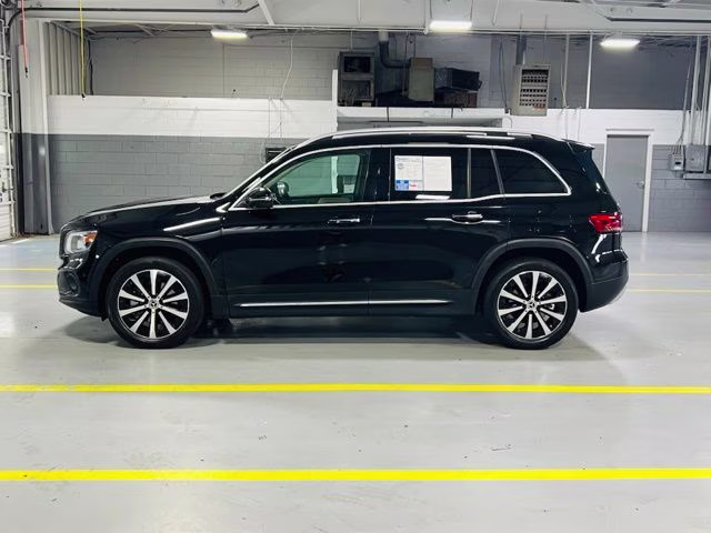 2021 Black Mercedes-Benz GLB GLB 250 FWD SUV