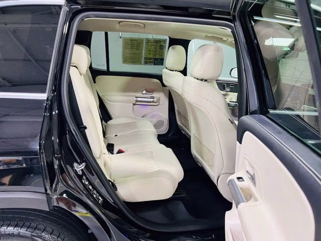 2021 Black Mercedes-Benz GLB GLB 250 FWD SUV