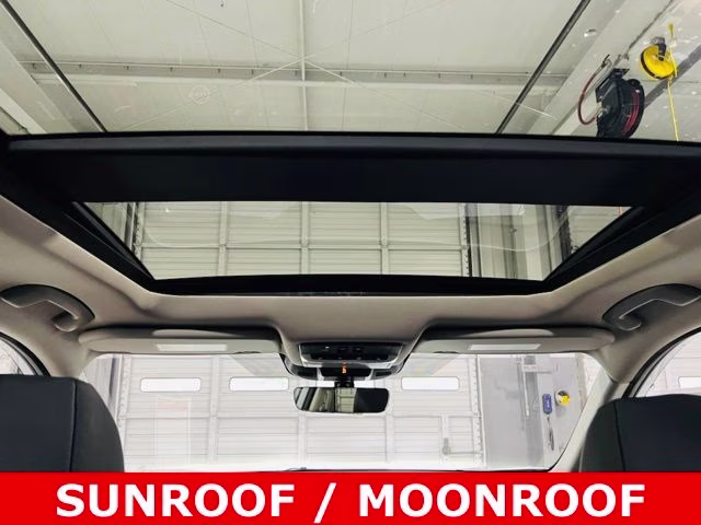 2026 Everest White Pearl Tricoat Nissan Rogue Dark Armor FWD SUV