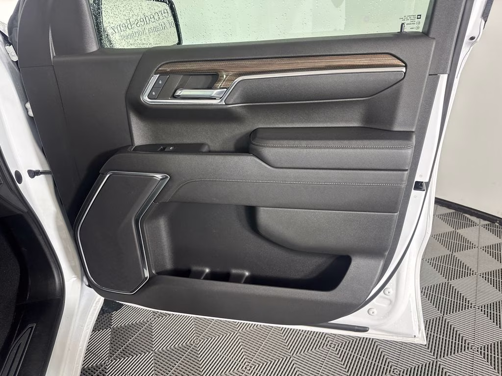 2023 Summit White Chevrolet Silverado 1500 LT RWD Truck
