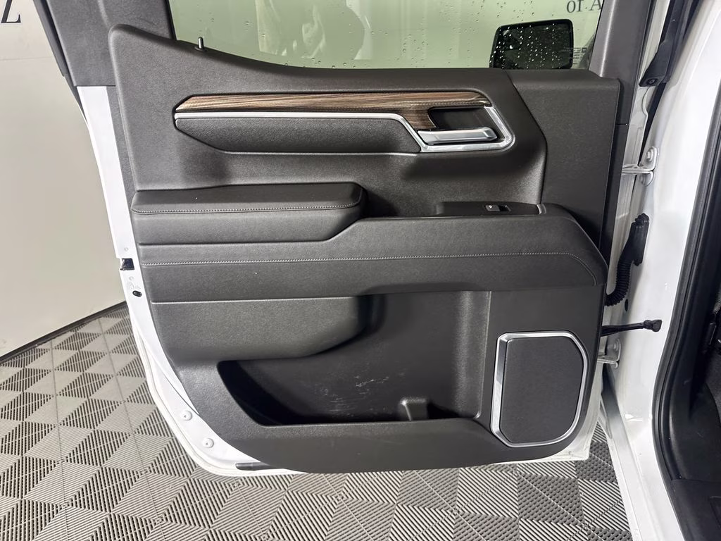 2023 Summit White Chevrolet Silverado 1500 LT RWD Truck