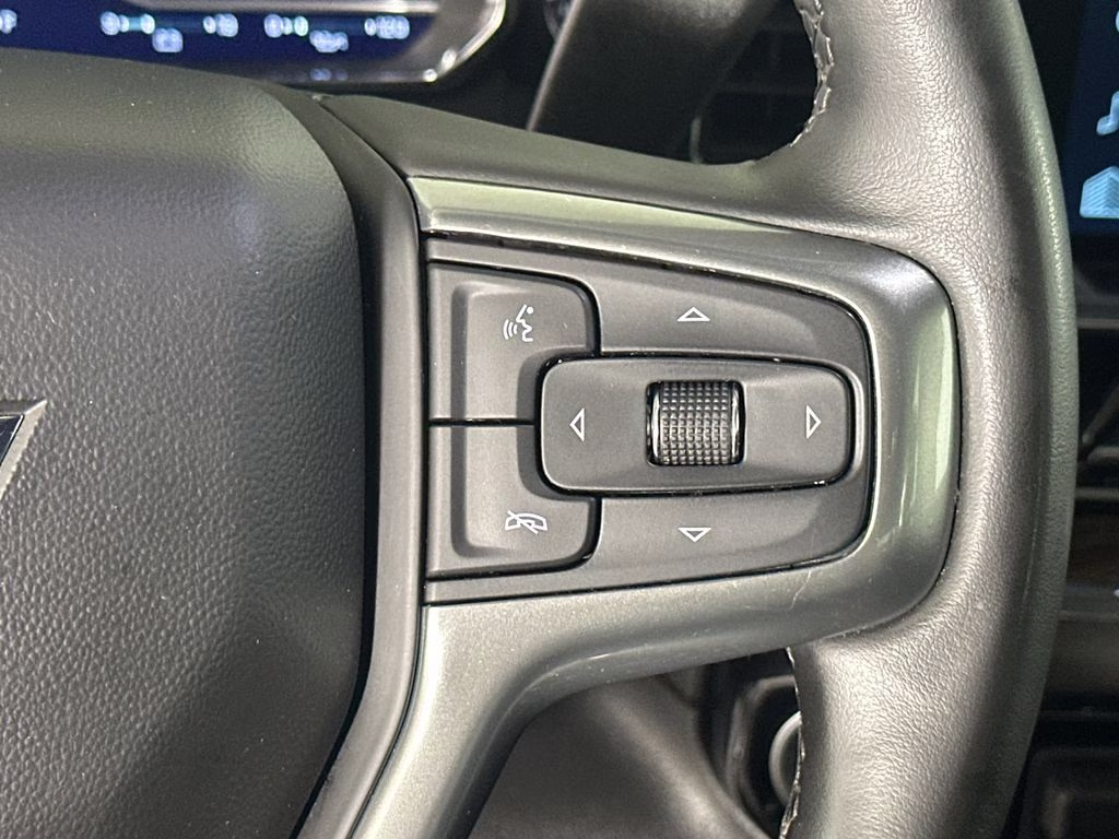 2023 Summit White Chevrolet Silverado 1500 LT RWD Truck