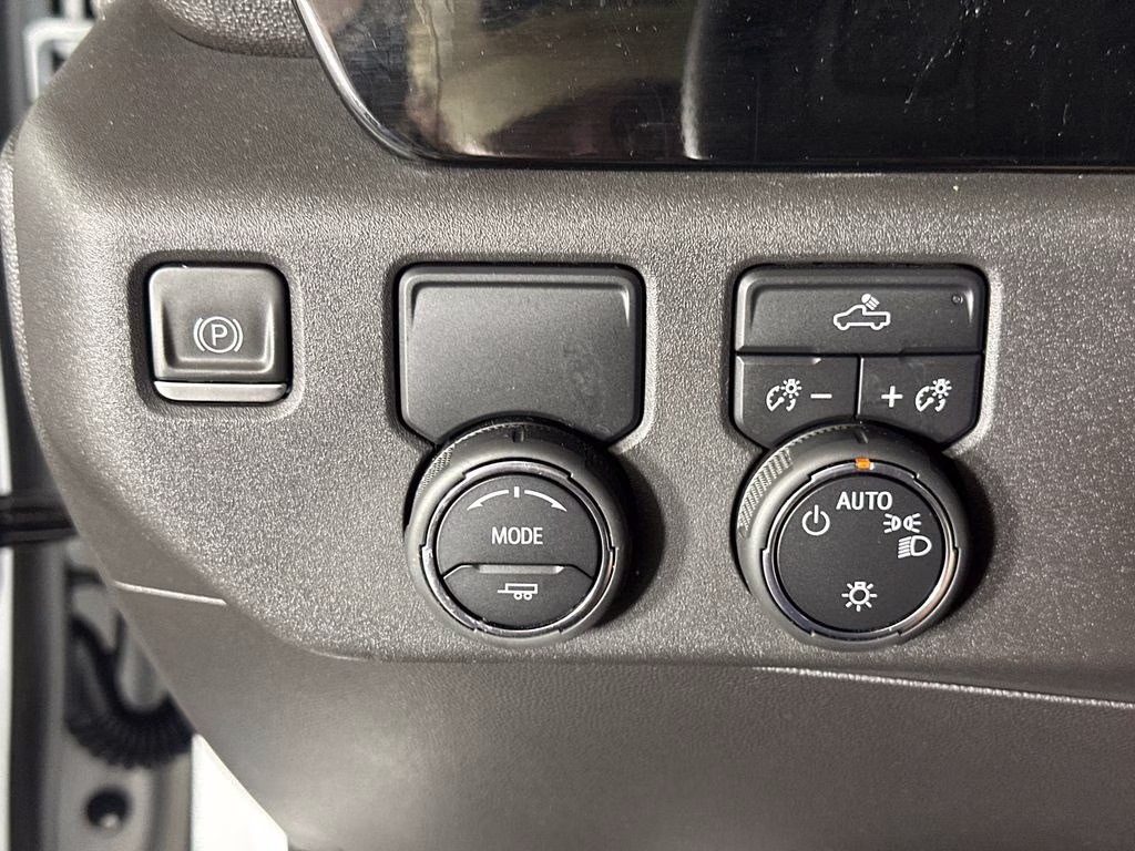 2023 Summit White Chevrolet Silverado 1500 LT RWD Truck