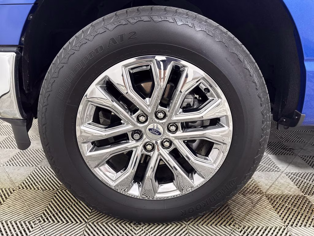 2025 Atlas Blue Metallic Ford F-150 XLT 4X4 Truck