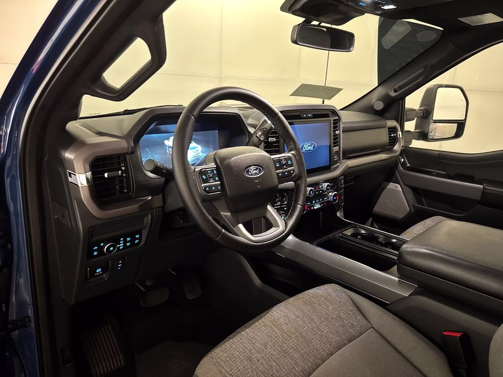 2025 Atlas Blue Metallic Ford F-150 XLT 4X4 Truck