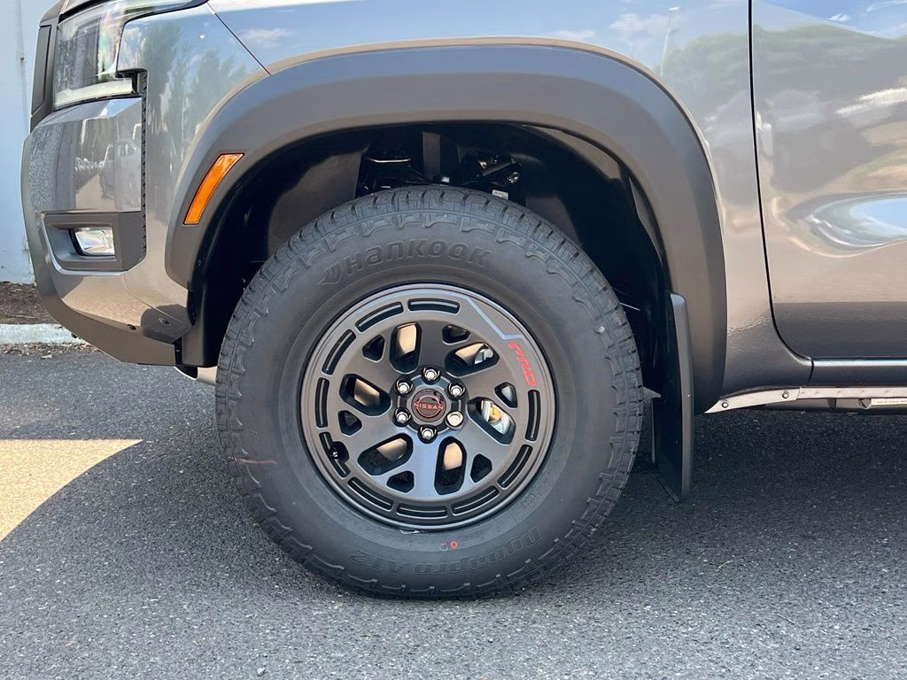 2026 Gun Metallic Nissan Frontier PRO-4X 4X4 Truck