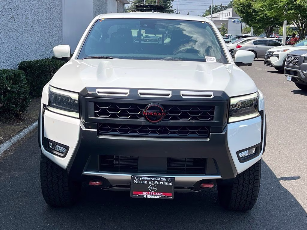 2026 Glacier White Nissan Frontier PRO-4X 4X4 Truck