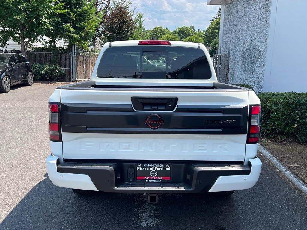 2026 Glacier White Nissan Frontier PRO-4X 4X4 Truck