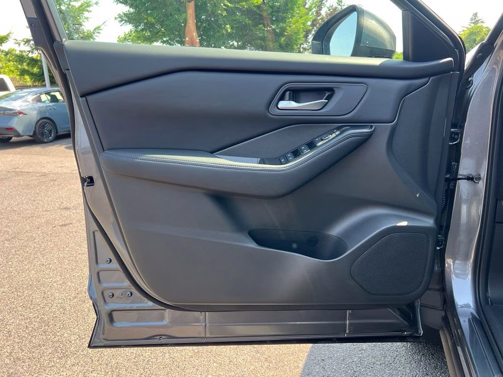 2026 Gun Metallic Nissan Rogue SV AWD SUV