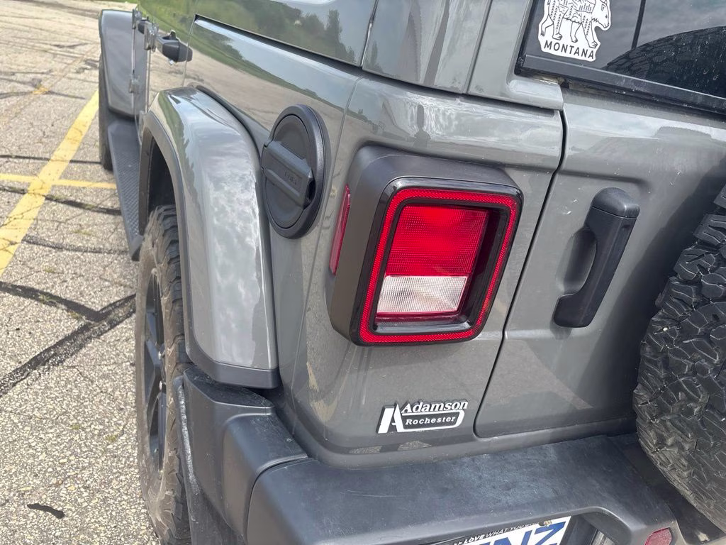 2021 Sting-Gray Clearcoat Jeep Wrangler Unlimited Sahara Altitude 4X4 SUV