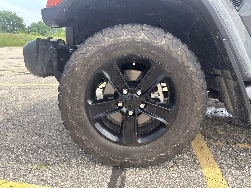 2021 Gray Clearcoat Jeep Wrangler Unlimited Sahara Altitude 4X4 SUV