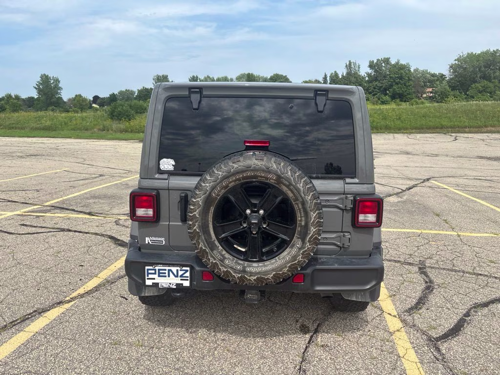 2021 Gray Clearcoat Jeep Wrangler Unlimited Sahara Altitude 4X4 SUV