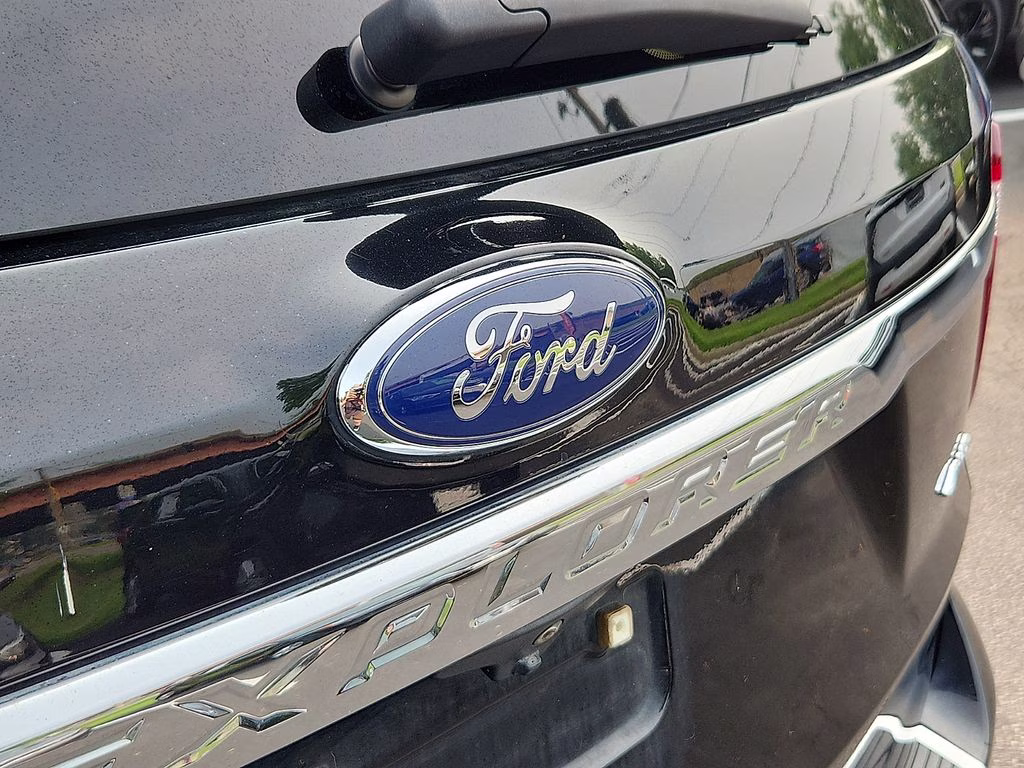 2018 Shadow Black Ford Explorer XLT 4X4 SUV