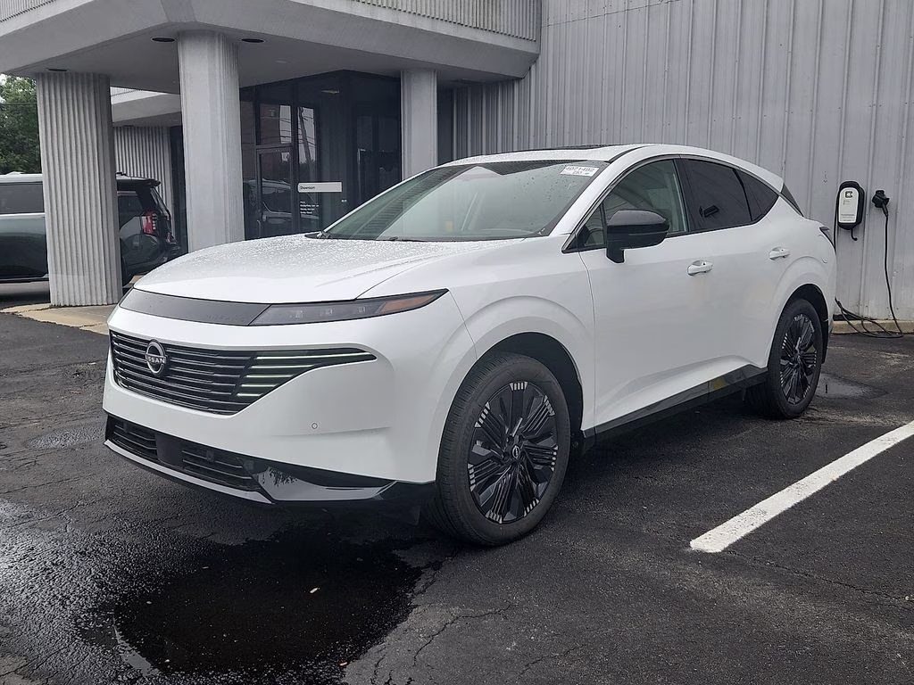 2026 Everest White Pearl Tricoat Nissan Murano Platinum AWD SUV