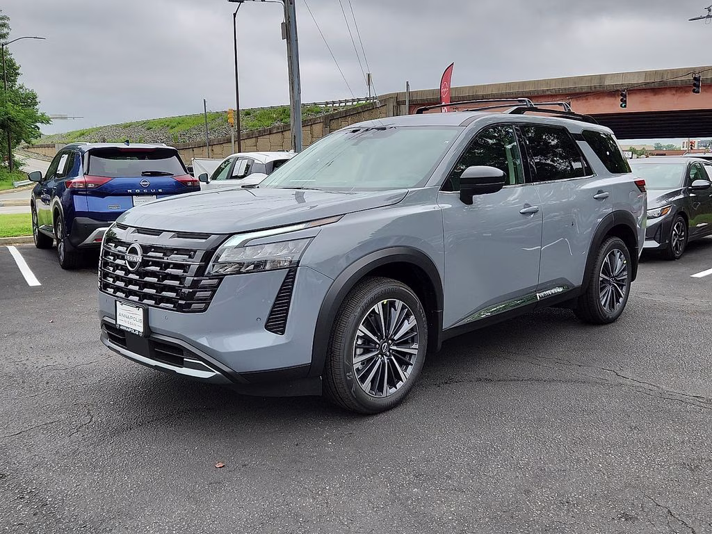 2026 Boulder Gray Pearl Nissan Pathfinder Platinum 4X4 SUV