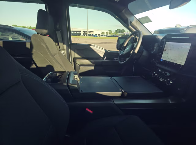 2024 Avalanche Ford F-150 XLT 4X4 Truck