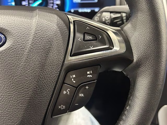 2024 Oxford White Ford Edge SEL AWD SUV