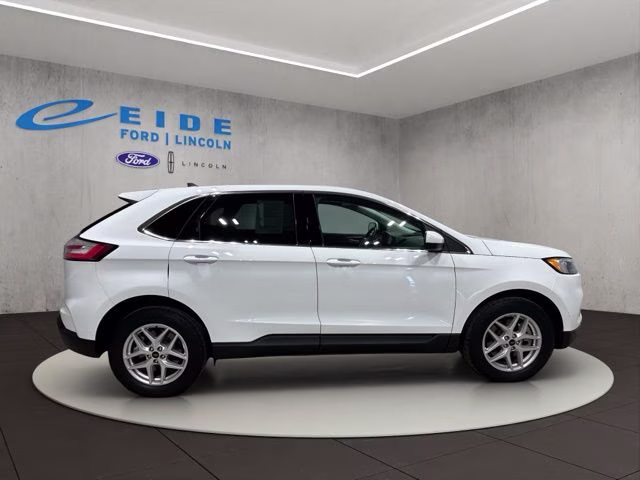 2024 Oxford White Ford Edge SEL AWD SUV