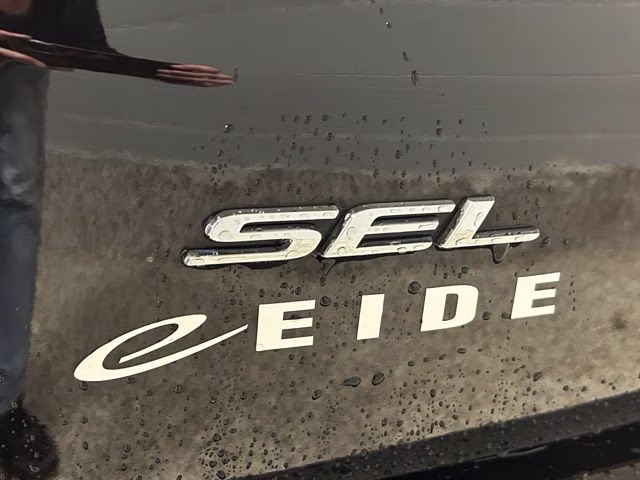 2024 Agate Black Metallic Ford Edge SEL AWD SUV